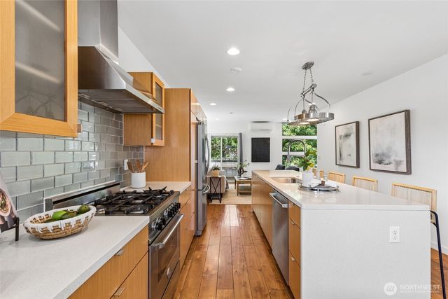 3161 S Oregon Street, Seattle, WA 98108