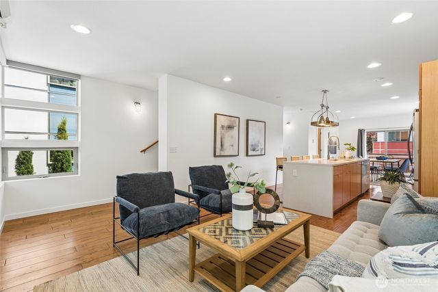 3161 S Oregon Street, Seattle, WA 98108