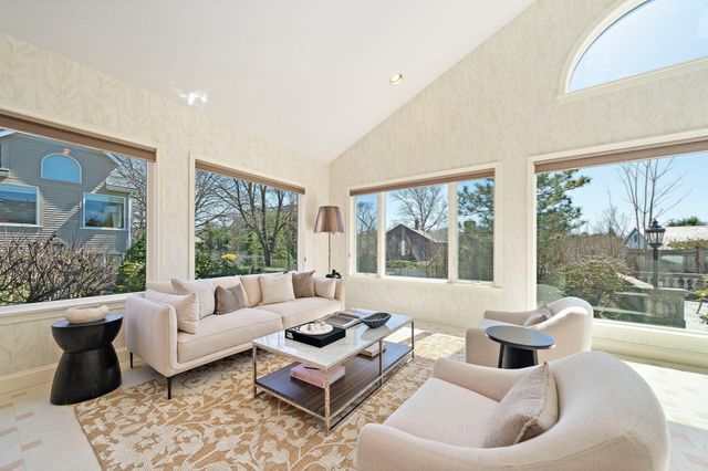 20 Montrose St, Newton, MA 02458