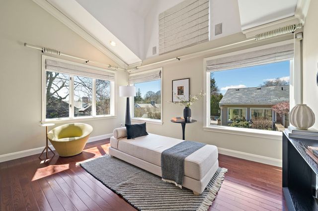 20 Montrose St, Newton, MA 02458