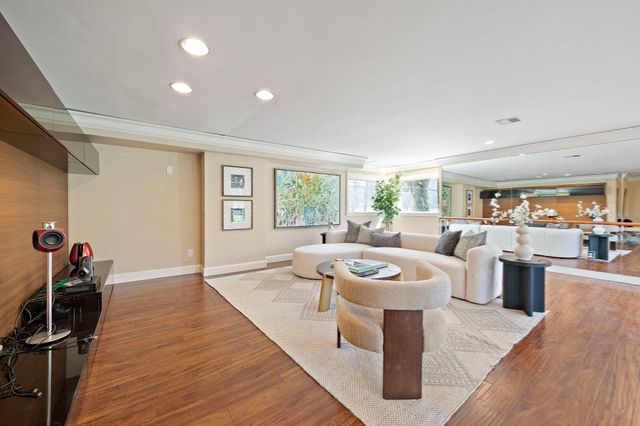 20 Montrose St, Newton, MA 02458