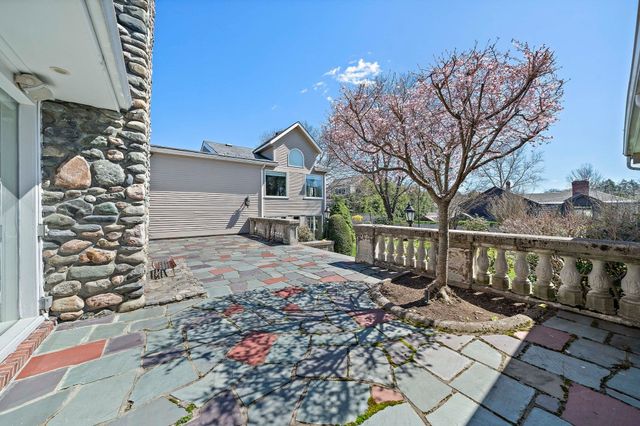 20 Montrose St, Newton, MA 02458