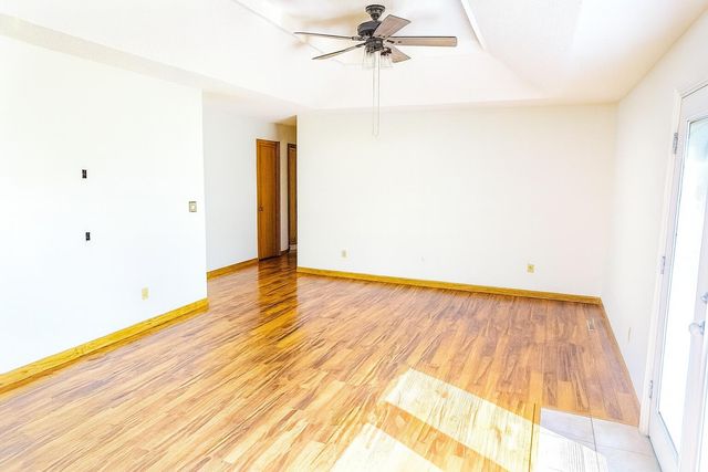 4553 W La Siesta Street, Springfield, MO 65802