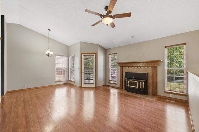 418 S Firefly St, Wichita, KS 67235