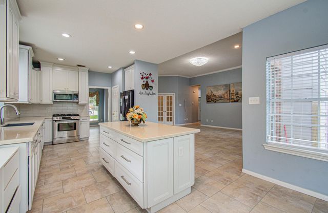 3631 Sunset Meadows Drive, Pearland, TX 77581