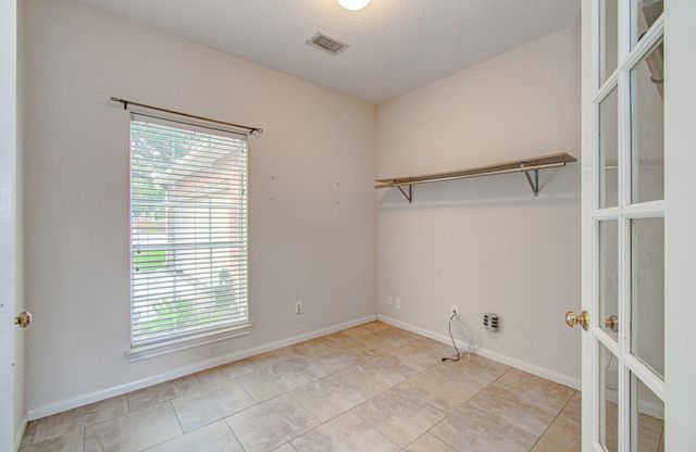 3631 Sunset Meadows Drive, Pearland, TX 77581