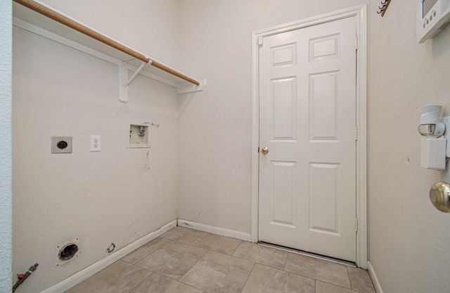 3631 Sunset Meadows Drive, Pearland, TX 77581