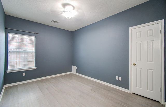 3631 Sunset Meadows Drive, Pearland, TX 77581