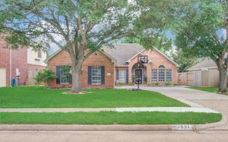 3631 Sunset Meadows Drive, Pearland, TX 77581