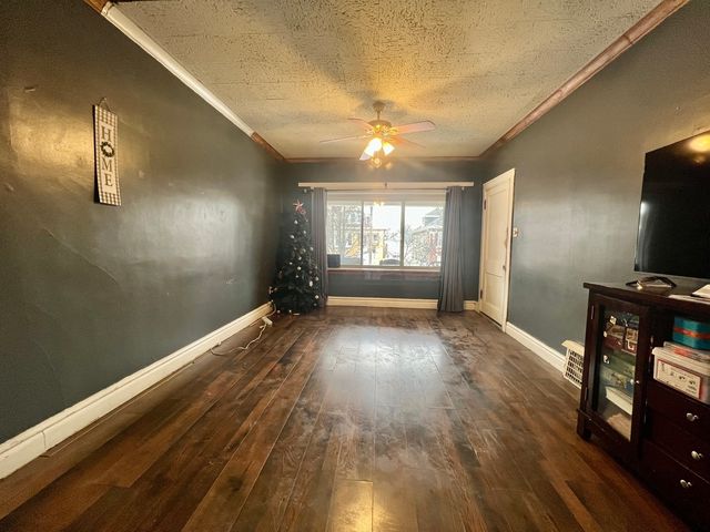 2511 Elmwood Avenue, Berwyn, IL 60402