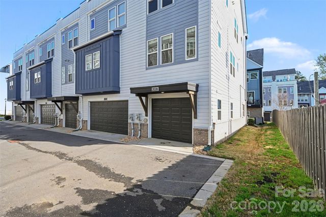 2128 Electric Lane, Charlotte, NC 28205