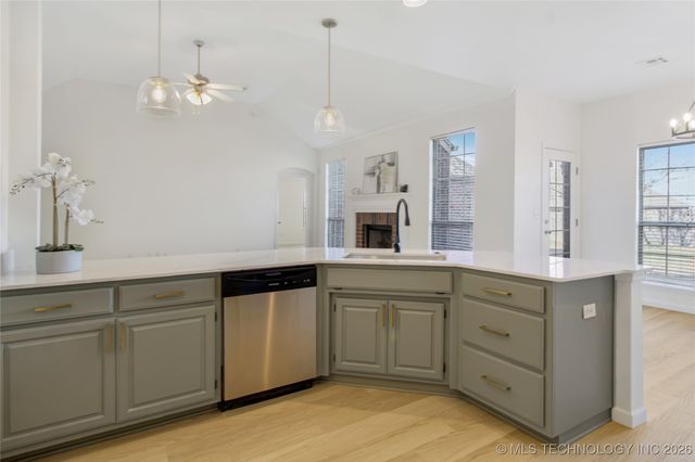 11905 E 100th Street North, Owasso, OK 74055