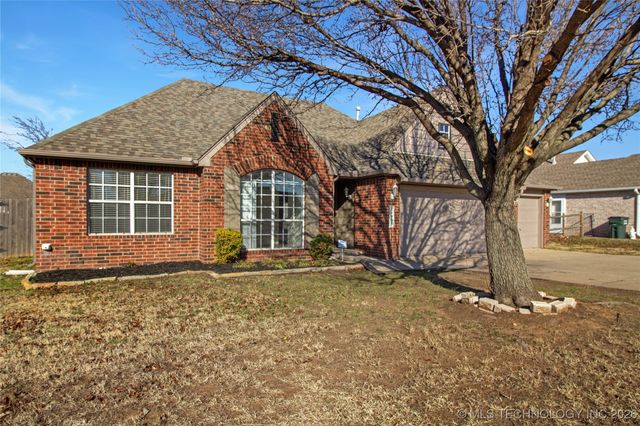 11905 E 100th Street North, Owasso, OK 74055