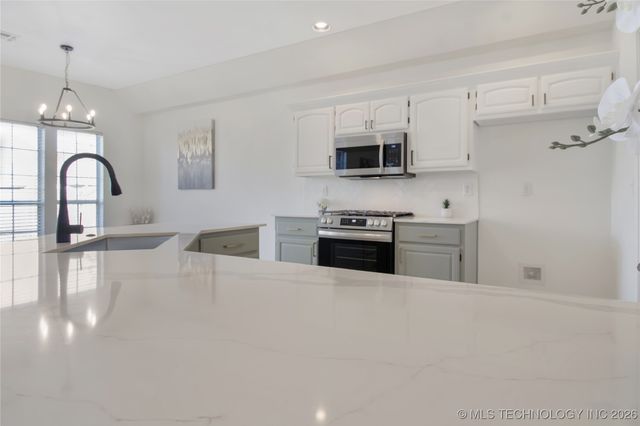 11905 E 100th Street North, Owasso, OK 74055