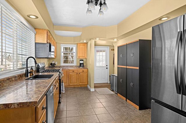 2502 W 15th Street, Duluth, MN 55806