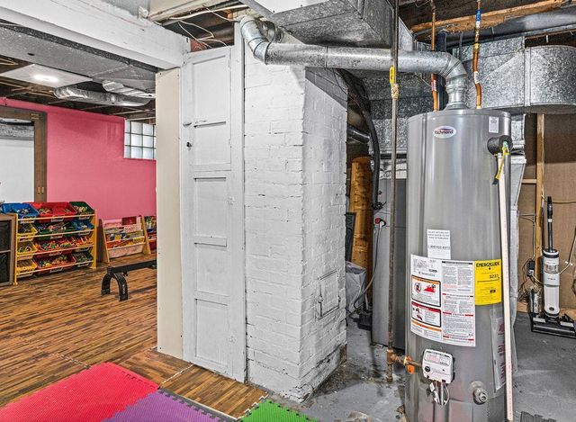 2502 W 15th Street, Duluth, MN 55806