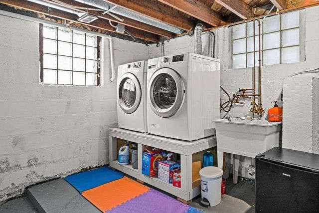 2502 W 15th Street, Duluth, MN 55806