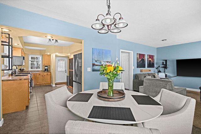 2502 W 15th Street, Duluth, MN 55806