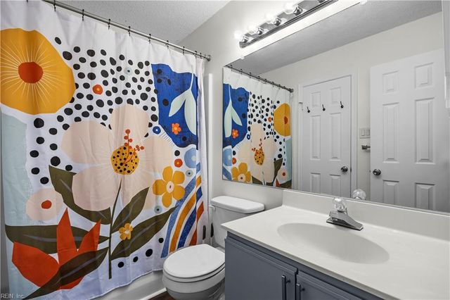 816 Gable WAY, Virginia Beach, VA 23455