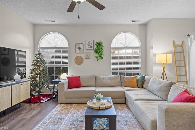 816 Gable WAY, Virginia Beach, VA 23455