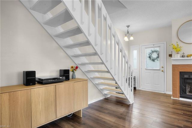 816 Gable WAY, Virginia Beach, VA 23455