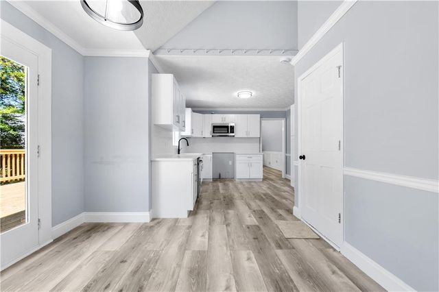 2983 Meadowsweet Trail, Snellville, GA 30078