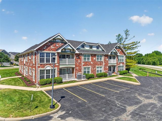 120 Lily Pad Lane, Cottleville, MO 63376