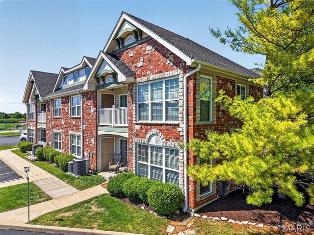 120 Lily Pad Lane, Cottleville, MO 63376