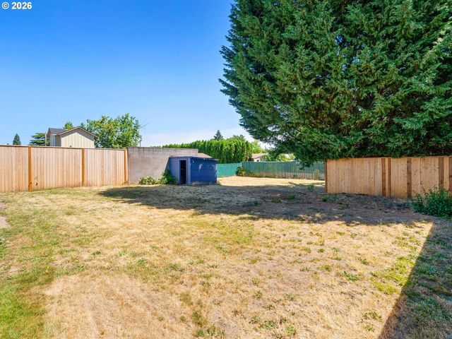 1842 Se 92ND Ave, Portland, OR 97216