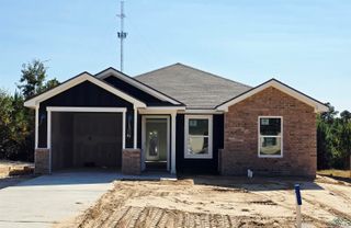 250 Omaha St., Gladewater, TX 75647