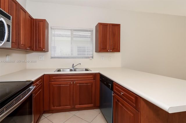 3168 NE 4th St, Homestead, FL 33033