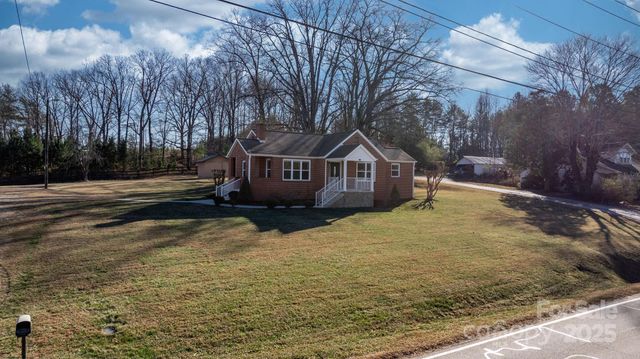 750 Hwy 126 Road, Nebo, NC 28761