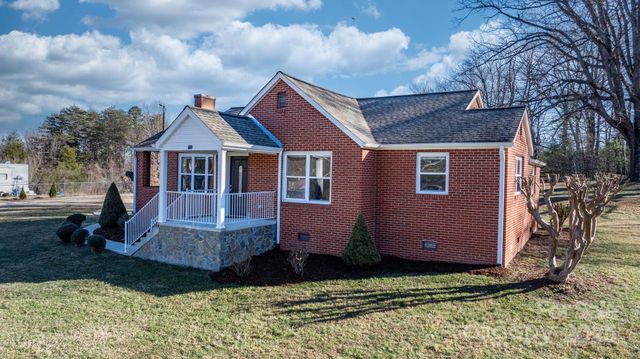 750 Hwy 126 Road, Nebo, NC 28761