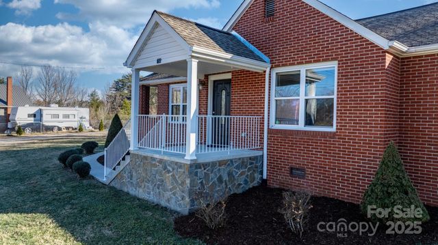 750 Hwy 126 Road, Nebo, NC 28761