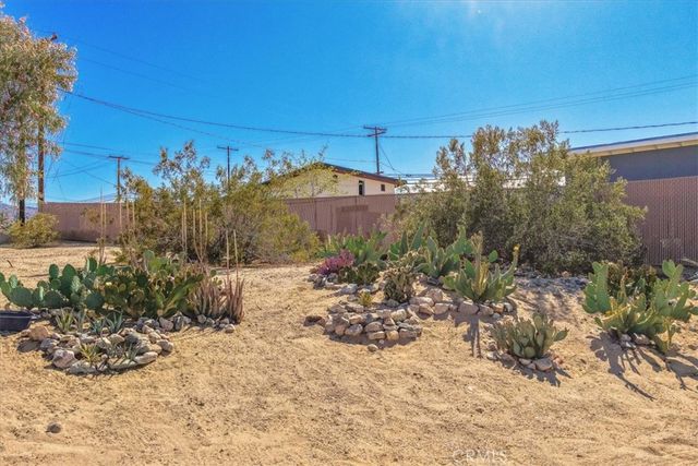 73755 Siesta Drive, 29 Palms, CA 92277