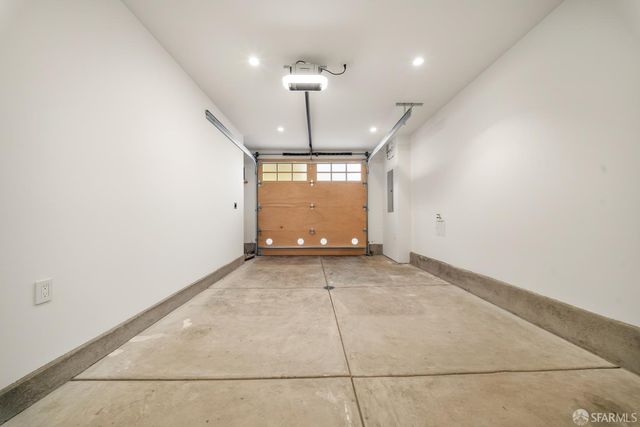 401 Holly Park Circle, San Francisco, CA 94110