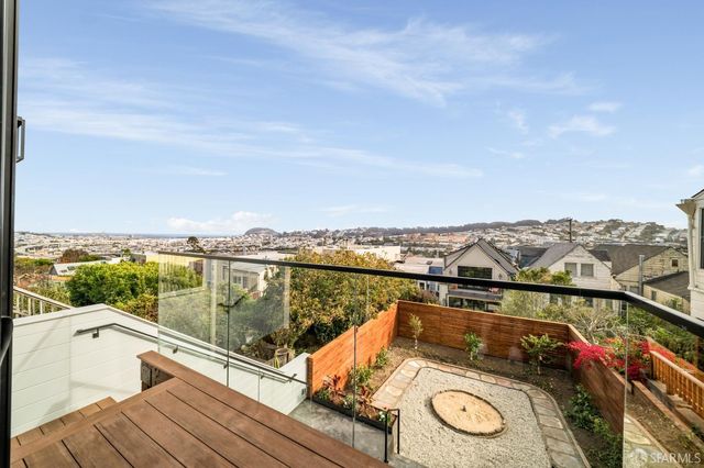 401 Holly Park Circle, San Francisco, CA 94110