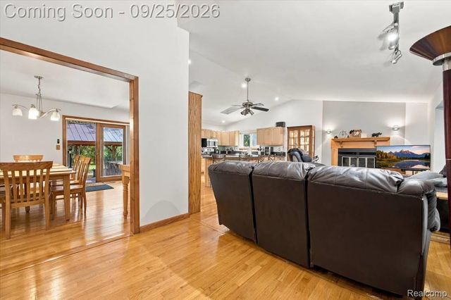 2605 Childs Lake Road, Milford Charter Township, MI 48381