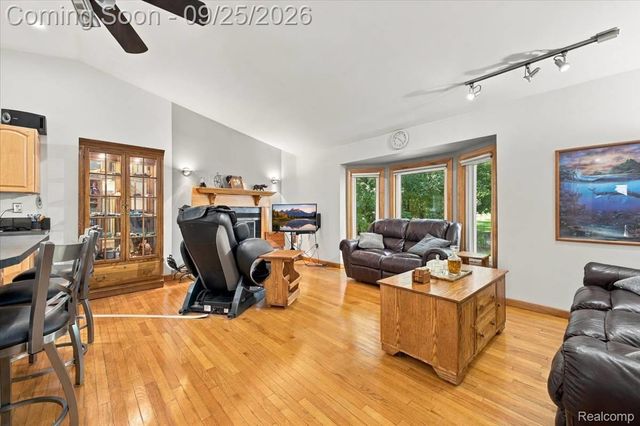 2605 Childs Lake Road, Milford Charter Township, MI 48381