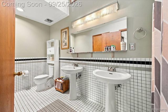 2605 Childs Lake Road, Milford Charter Township, MI 48381