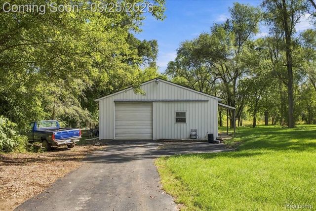 2605 Childs Lake Road, Milford Charter Township, MI 48381