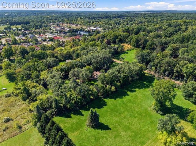 2605 Childs Lake Road, Milford Charter Township, MI 48381