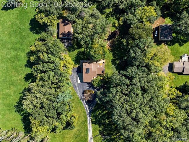 2605 Childs Lake Road, Milford Charter Township, MI 48381