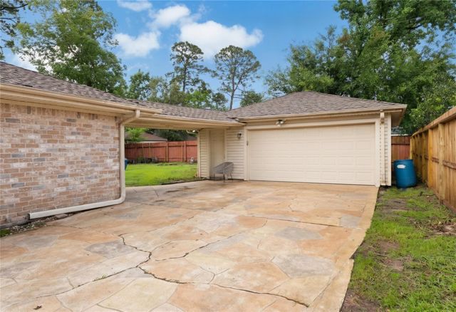 1110 Pear Tree Lane, Houston, TX 77073