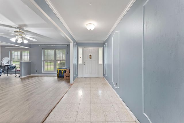 1110 Pear Tree Lane, Houston, TX 77073