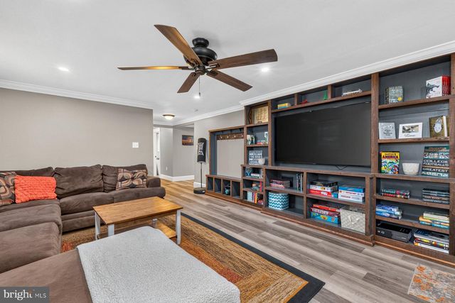 40247 WATERVIEW DR, Mechanicsville, MD 20659