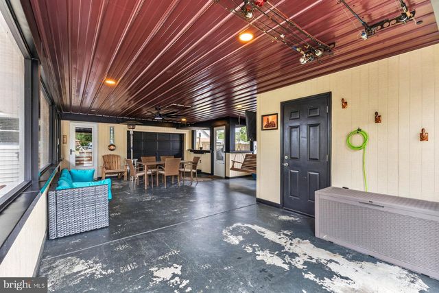 40247 WATERVIEW DR, Mechanicsville, MD 20659