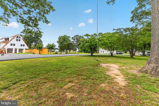 40247 WATERVIEW DR, Mechanicsville, MD 20659