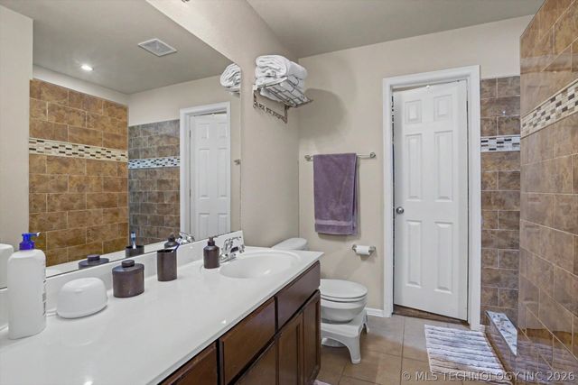 10905 N 149th East Avenue, Owasso, OK 74055