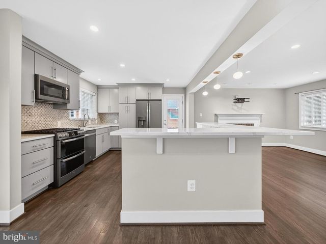 5807 MAIDEN LN, Bethesda, MD 20817